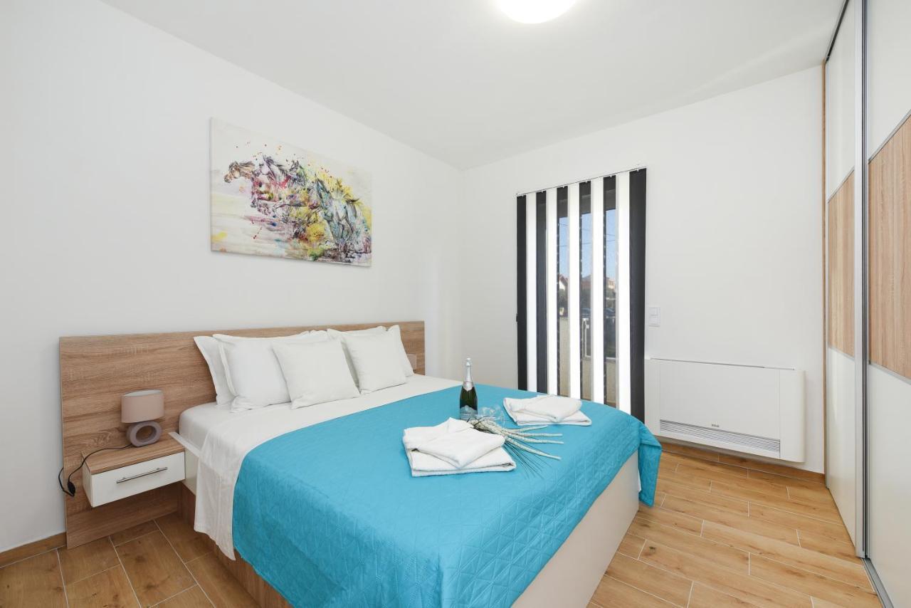 Apartments Lecija Zadar Buitenkant foto